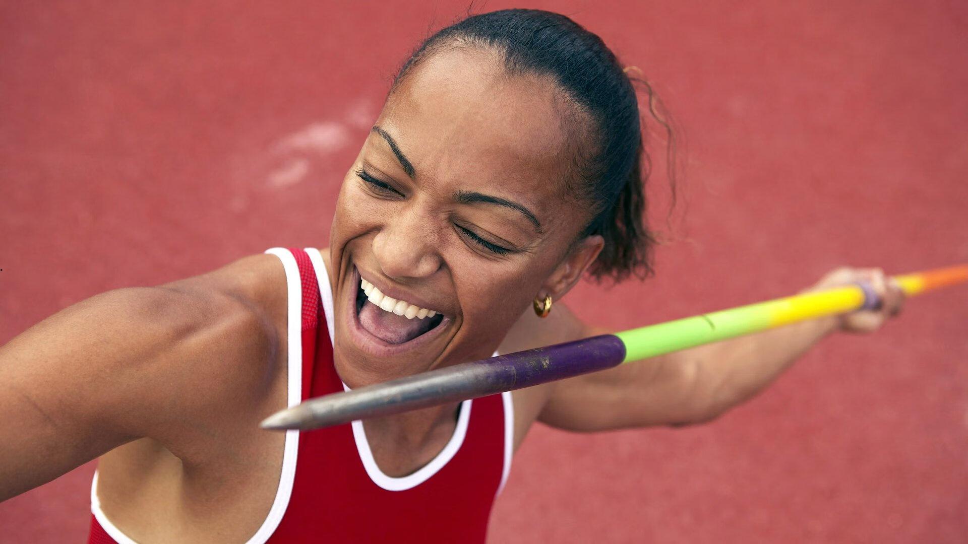 自由泳名将再破世界纪录，泳坛新星闪耀国际赛场